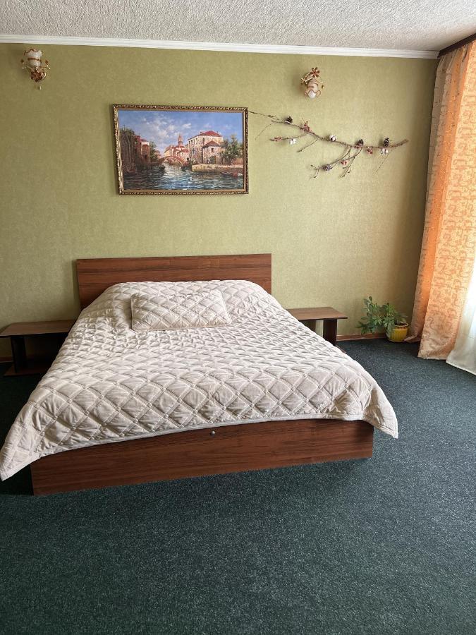 Апартаменти Podilsk Екстериор снимка